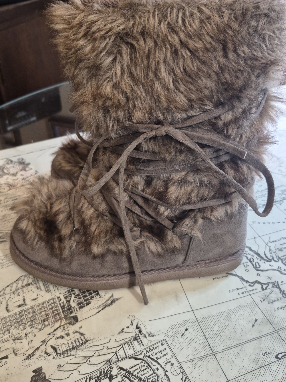 Faux Fur Lace-Up Women's Boot - Brown